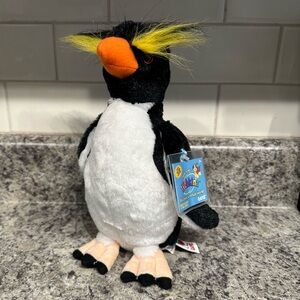 NWT GANZ Webkinz Rockhopper Penguin HM481 NEW WITH SEALED CODE